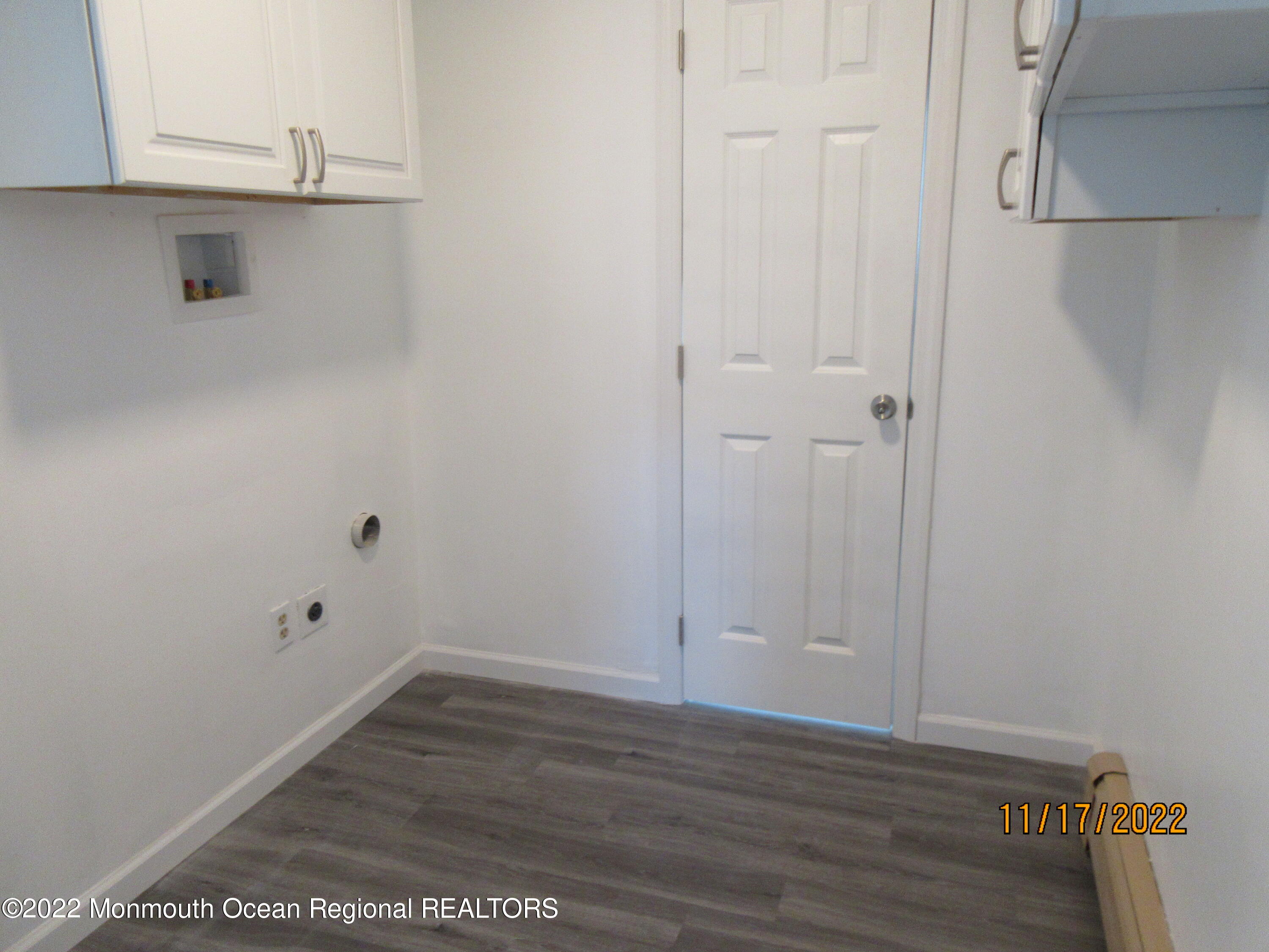 28 New Friendship Road Howell, NJ 07731 - Photo 12 of 29 a view of small space with wooden floor