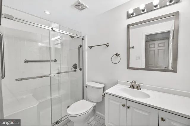 $750,000 | 17209 Sandy Knoll Drive, Olney, MD 20832