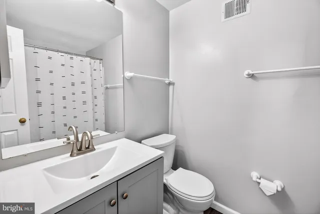 $750,000 | 17209 Sandy Knoll Drive, Olney, MD 20832