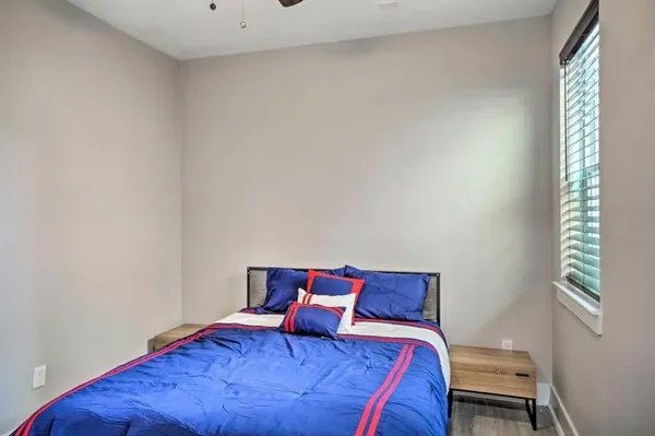 $455,000 | 6403 Bowling Green Street, Houston, TX 77021