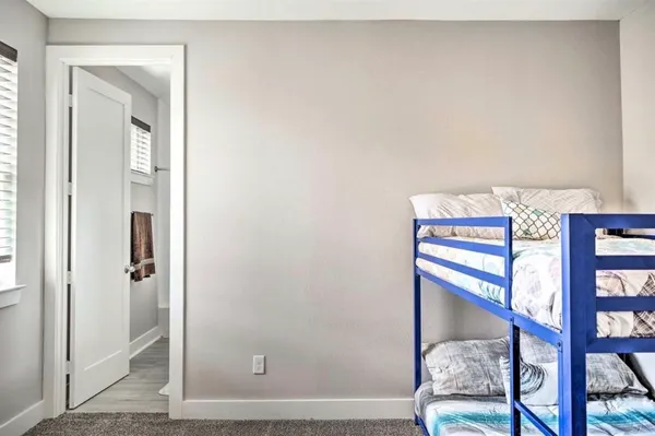 $455,000 | 6403 Bowling Green Street, Houston, TX 77021
