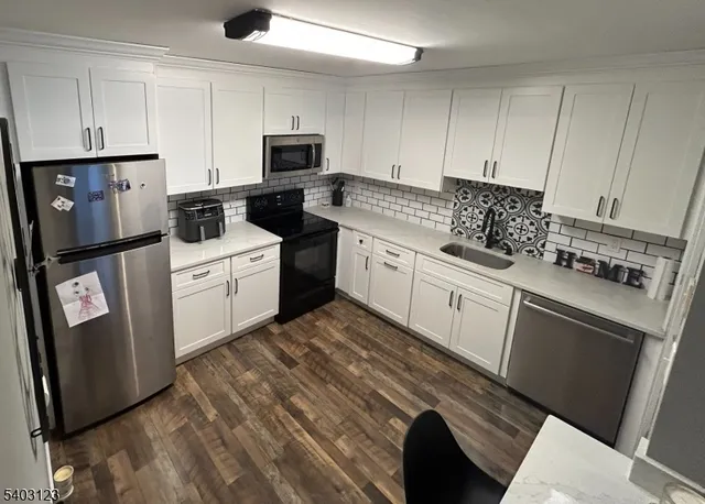 $2,000 | 8140 Ashland Court, Unit 140, Stanhope, NJ 07874