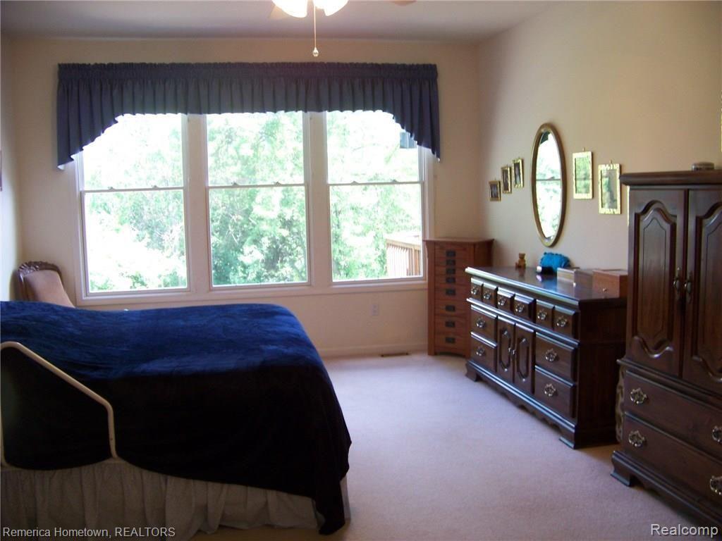 11184 Pinehurst Road Plymouth, MI 48170 - Photo 13 of 29 Master Bedroom.jpg