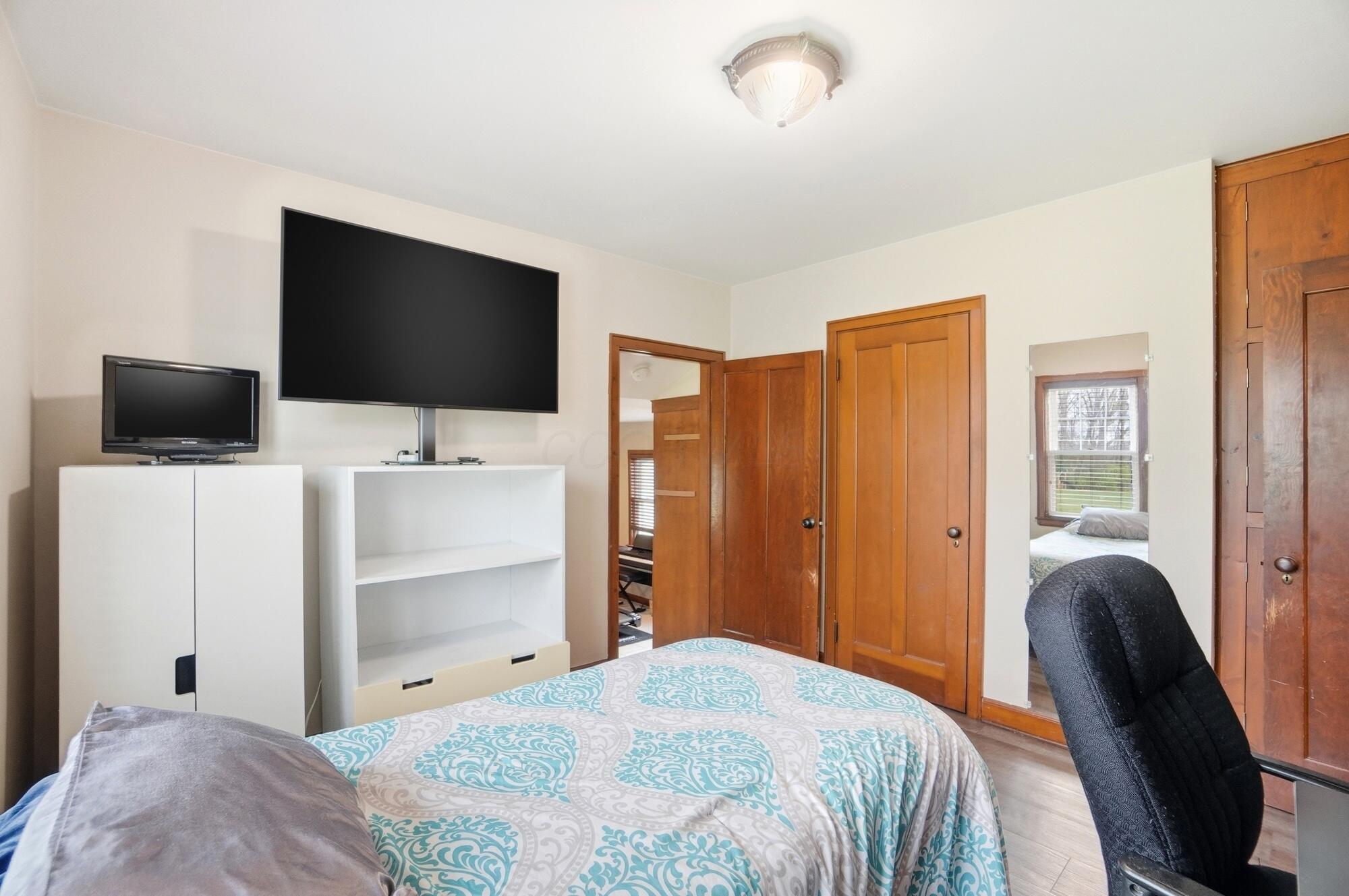 5011 Smothers Road Westerville, OH 43081 - Photo 33 of 81 Bedroom 1