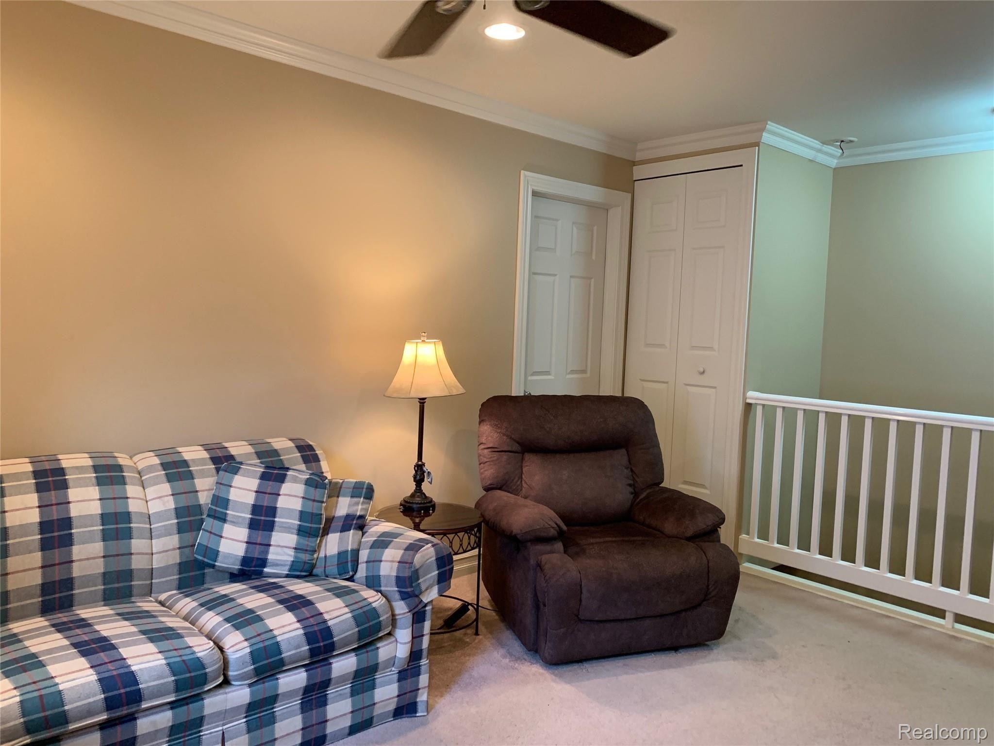 338 Ridge Road Grosse Pointe, MI 48236 - Photo 15 of 54 IMG_3761.JPG