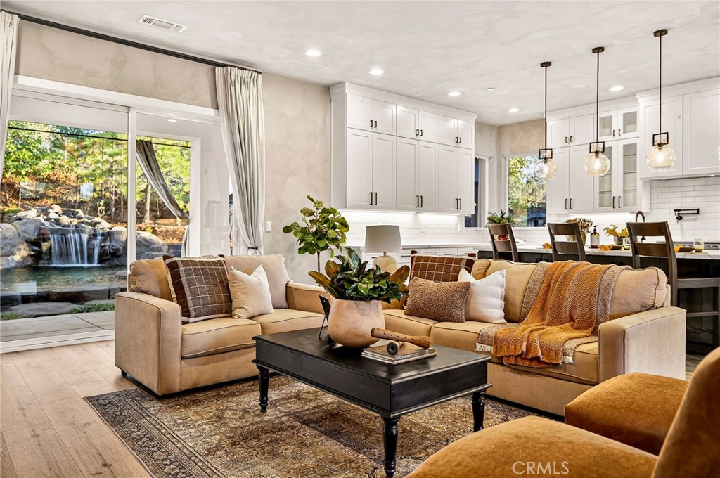 5772 Acorn Ridge Drive Paradise, CA 95969 - Photo 3 of 59 a living room with furniture kitchen view and a large window