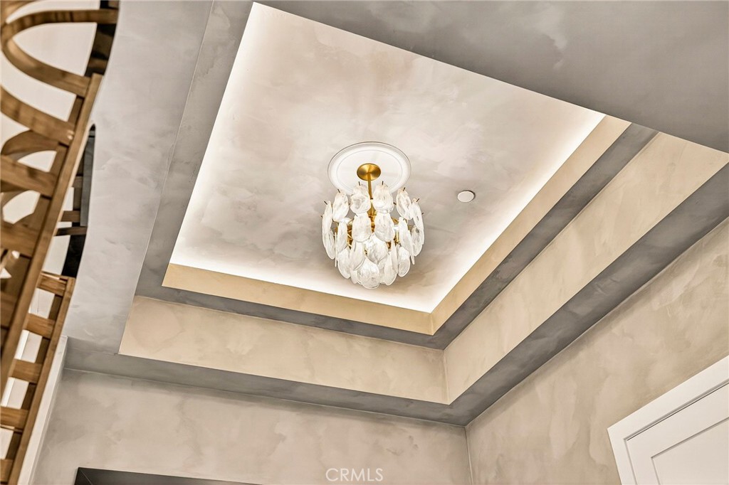 5772 Acorn Ridge Drive Paradise, CA 95969 - Photo 10 of 59 a view of staircase