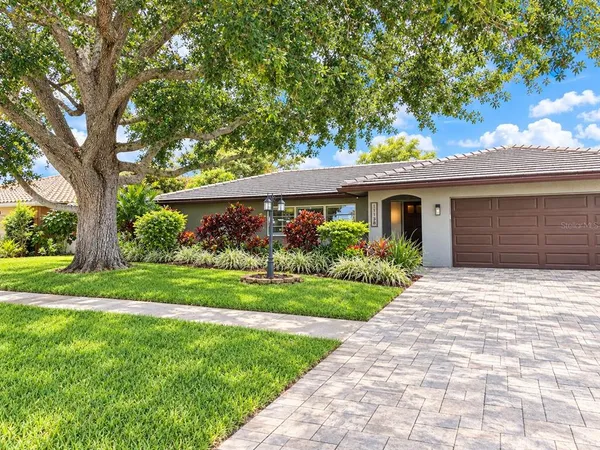 $699,900 | 11158 137th Street, Largo, FL 33774