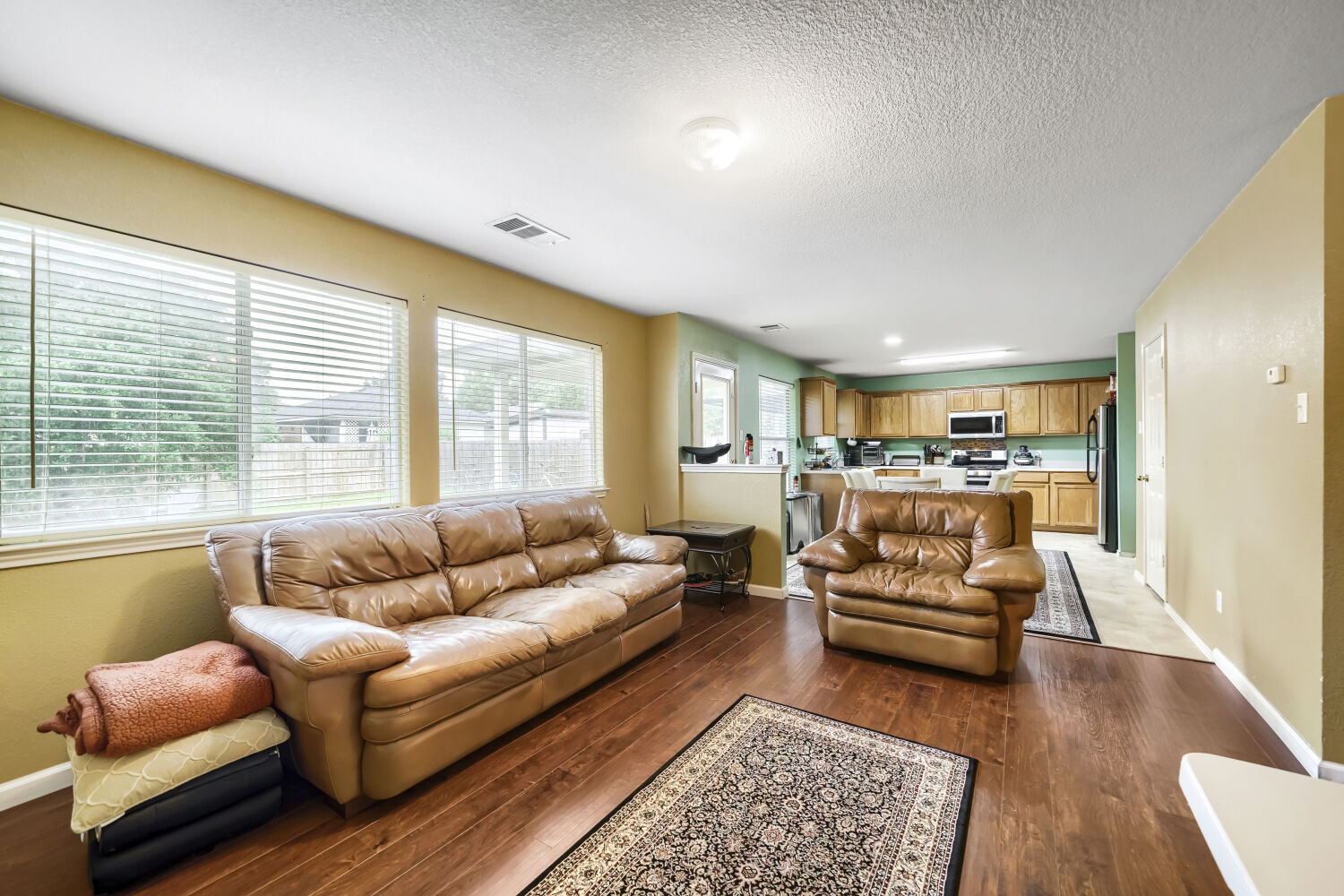 1017 Coronation Way Pflugerville, TX 78660 - Photo 5 of 17
