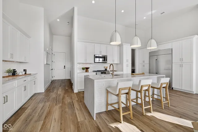 $1,125,000 | 1155 South Rangeline Road, Unit 504, Carmel, IN 46032