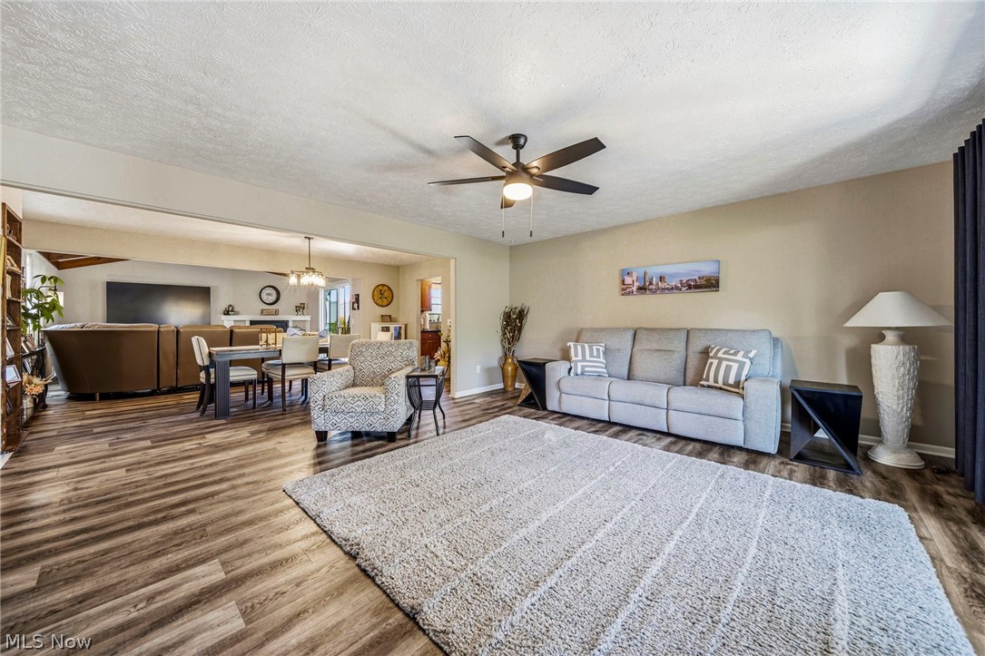 9839 Johnnycake Ridge Road Mentor, OH 44060 - Photo 5 of 37