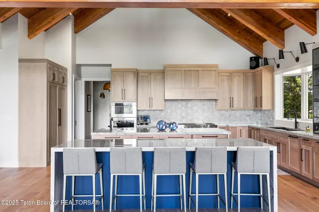 $18,900,000 | 6625 North Lower Cascade Drive, Jackson, WY 83001