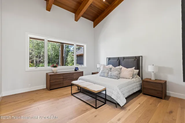 $18,900,000 | 6625 North Lower Cascade Drive, Jackson, WY 83001