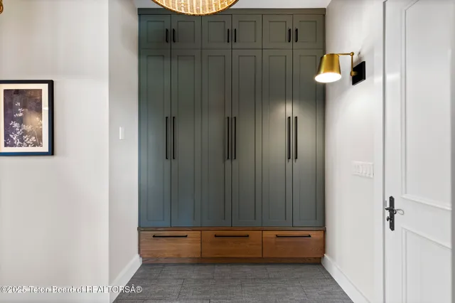 $18,900,000 | 6625 North Lower Cascade Drive, Jackson, WY 83001