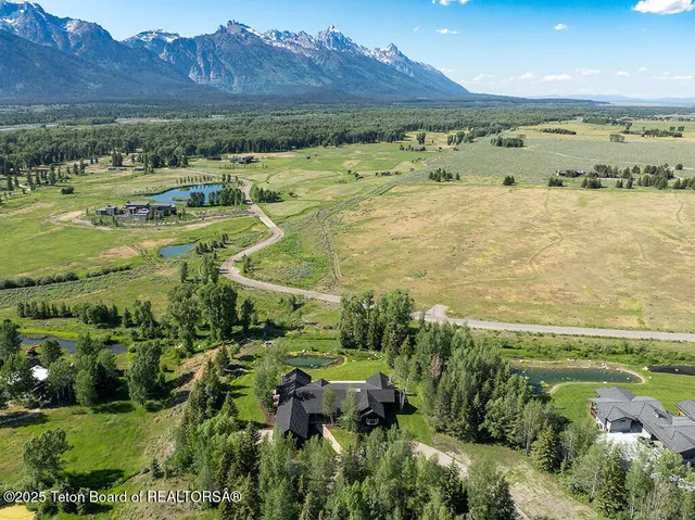 $18,900,000 | 6625 North Lower Cascade Drive, Jackson, WY 83001