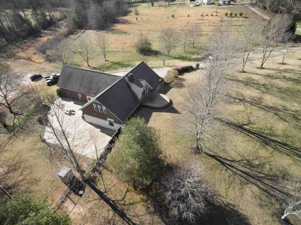 149 Watson Road Pickens, SC 29671 - Photo 13 of 36