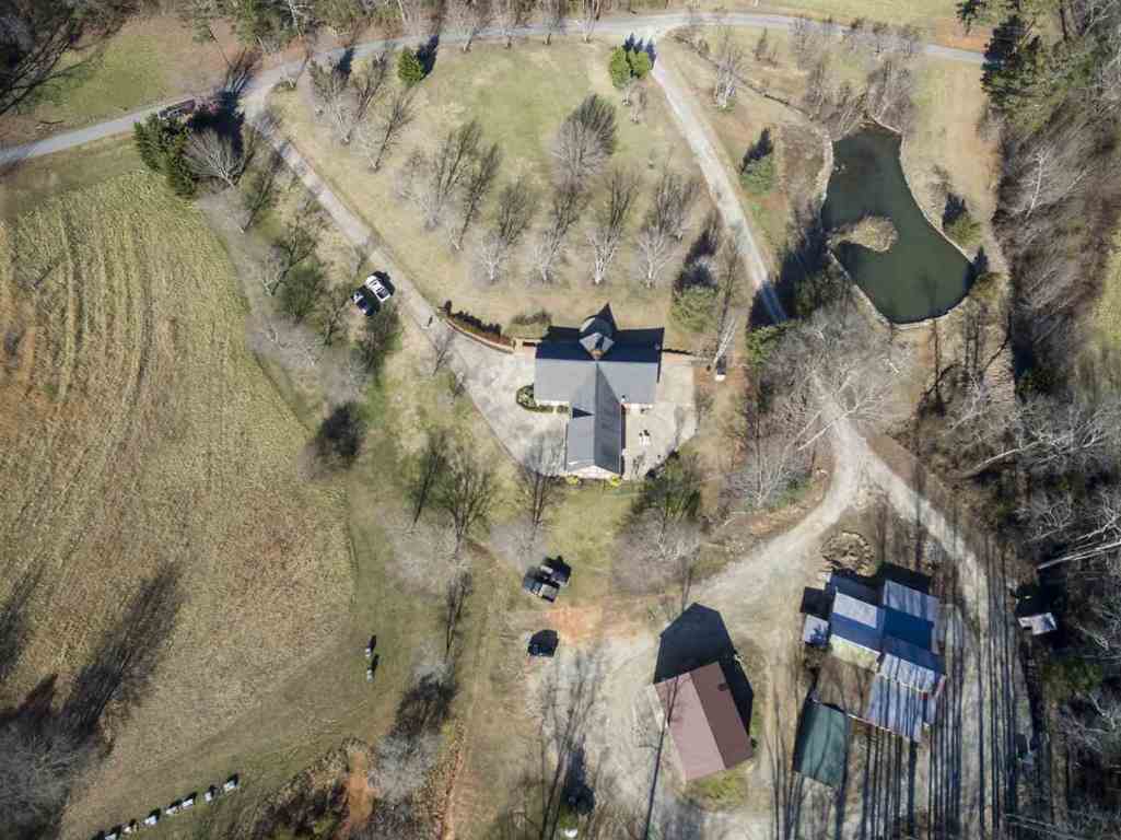 149 Watson Road Pickens, SC 29671 - Photo 8 of 36