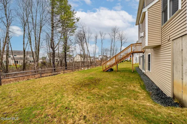 $695,999 | 22 Bergen Place, Niskayuna, NY 12309