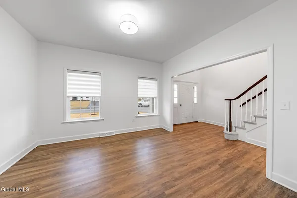 $695,999 | 22 Bergen Place, Niskayuna, NY 12309