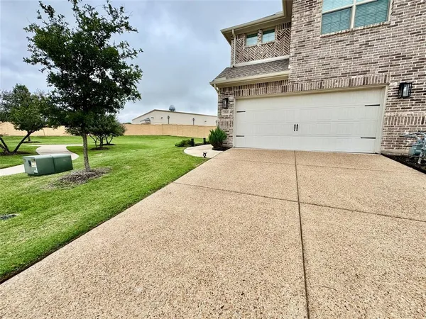 $2,590 | 1045 Keswick Drive, Allen, TX 75002