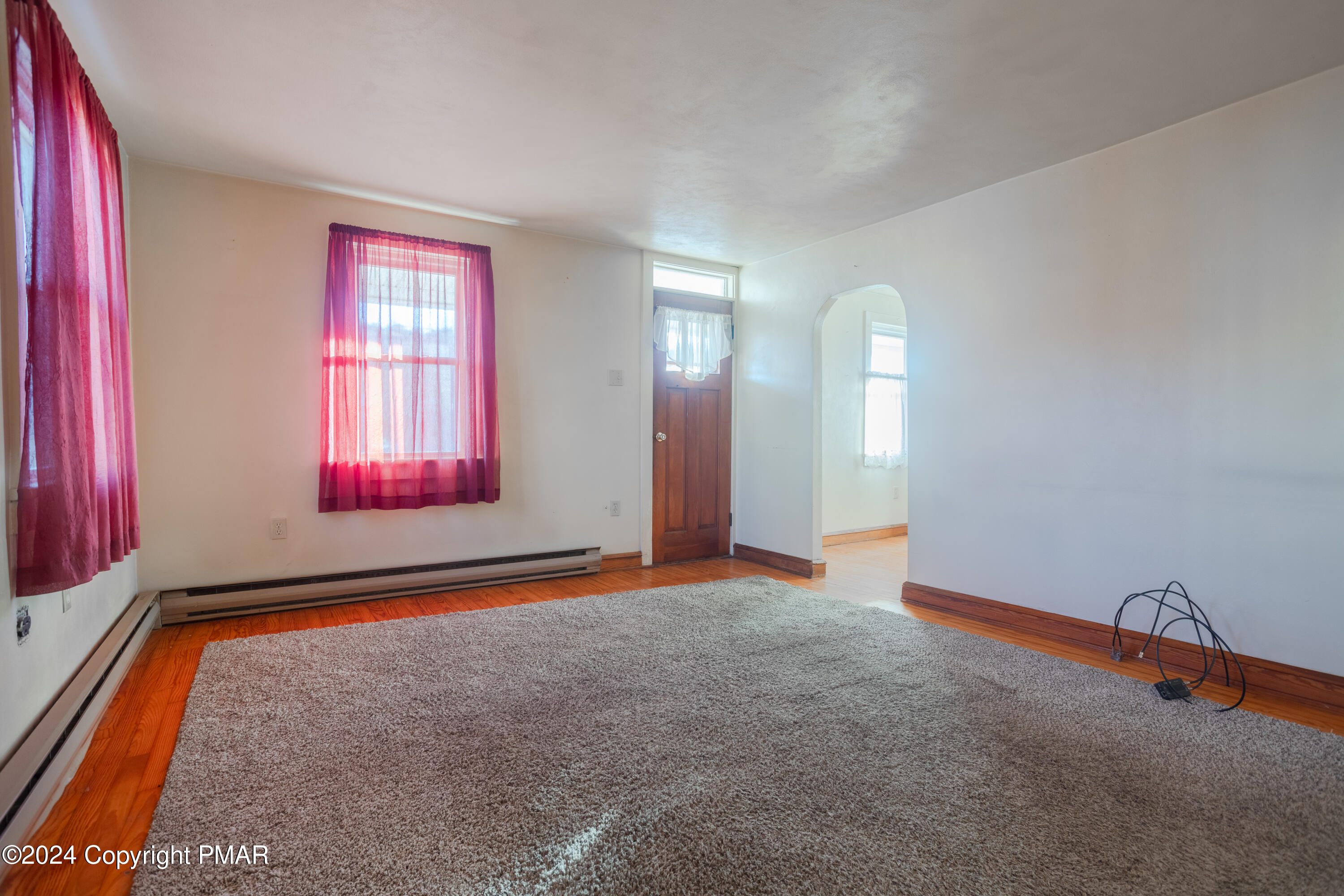 585 Kunkletown Road Kunkletown, PA 18058 - Photo 6 of 19 Living room 2