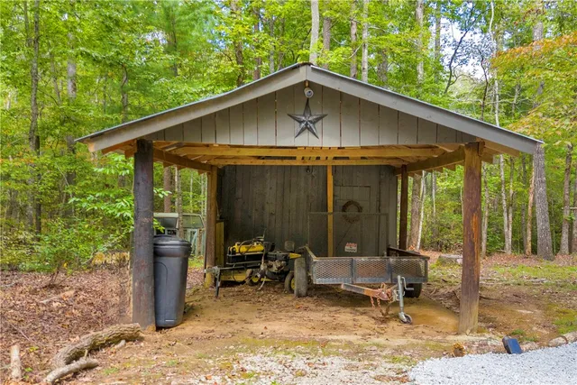 $375,000 | 525 Blueberry Lane, Mountain Rest, SC 29664