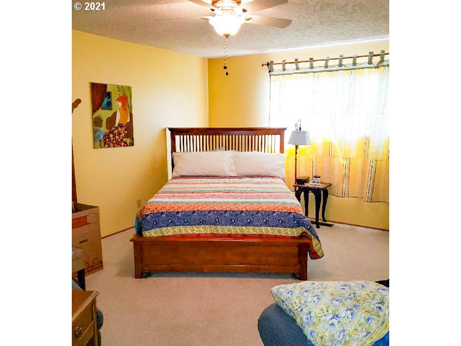 1548 Quinn Road Woodburn, OR 97071 - Photo 8 of 15 Gallery Image 8