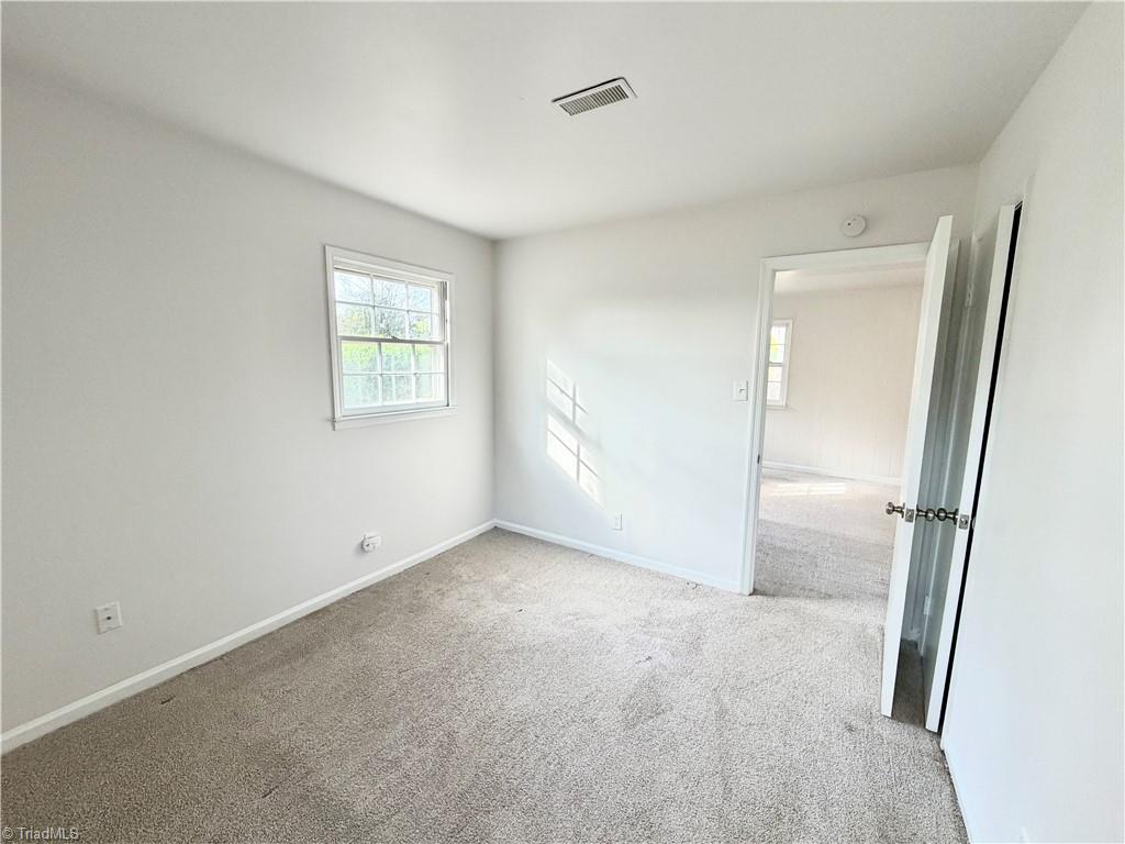 2210 Waynick Street High Point, NC 27265 - Photo 16 of 34