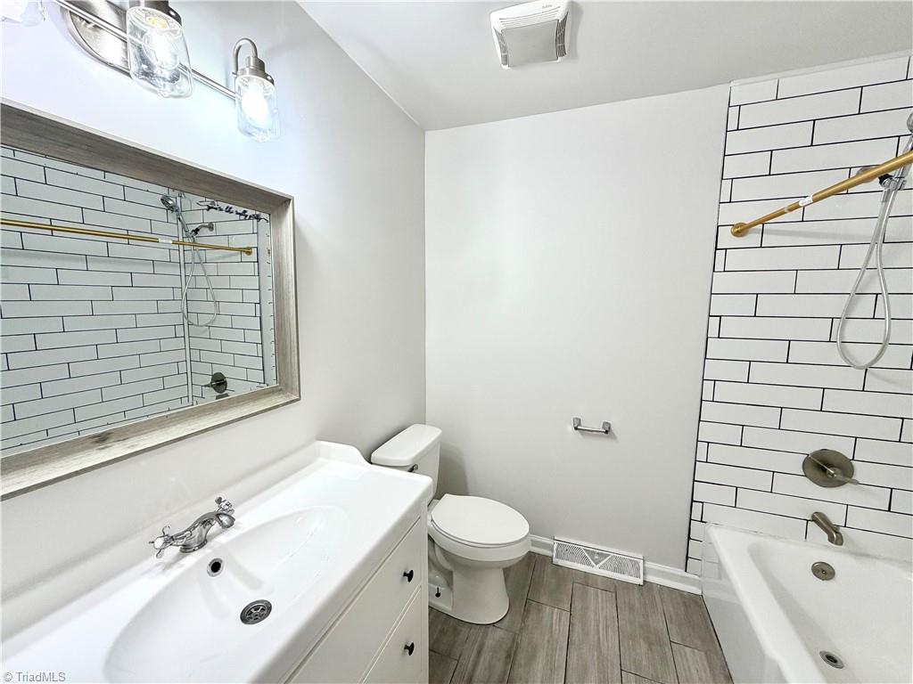 2210 Waynick Street High Point, NC 27265 - Photo 19 of 34