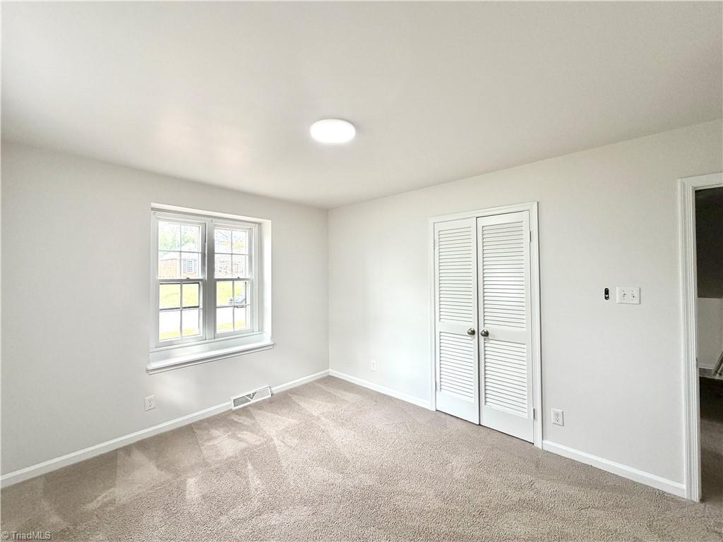 2210 Waynick Street High Point, NC 27265 - Photo 26 of 34