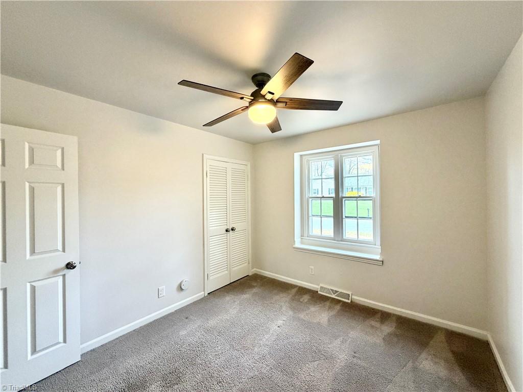 2210 Waynick Street High Point, NC 27265 - Photo 32 of 34