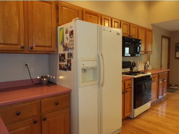 28 Albin Road Bow, NH 03304 - Photo 5 of 31
