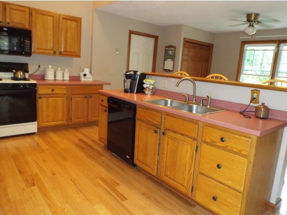 28 Albin Road Bow, NH 03304 - Photo 6 of 31