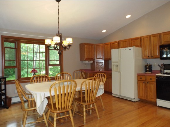 28 Albin Road Bow, NH 03304 - Photo 7 of 31