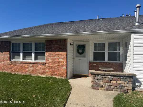 $249,500 | 1 Connecticut Court, Unit 843, Matawan, NJ 07747