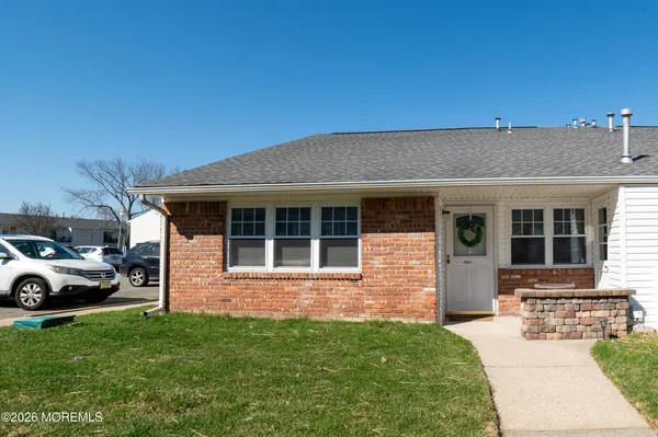 $249,500 | 1 Connecticut Court, Unit 843, Matawan, NJ 07747