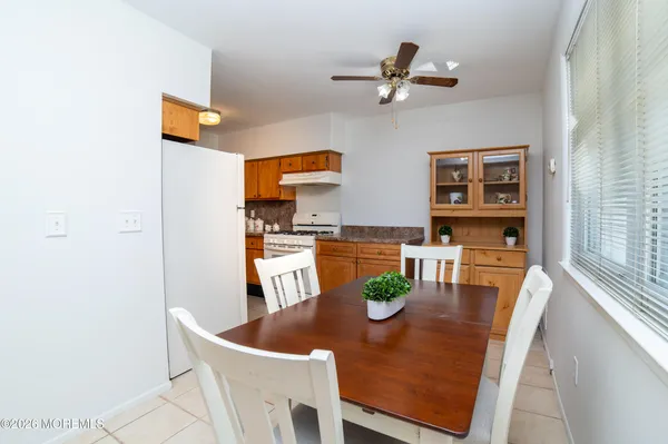 $249,500 | 1 Connecticut Court, Unit 843, Matawan, NJ 07747