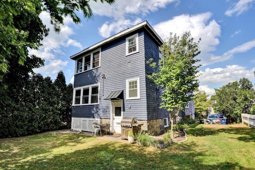 72 Garnet Road, Unit 1 Boston, MA 02132 - Photo 17 of 19 Gallery Image 17
