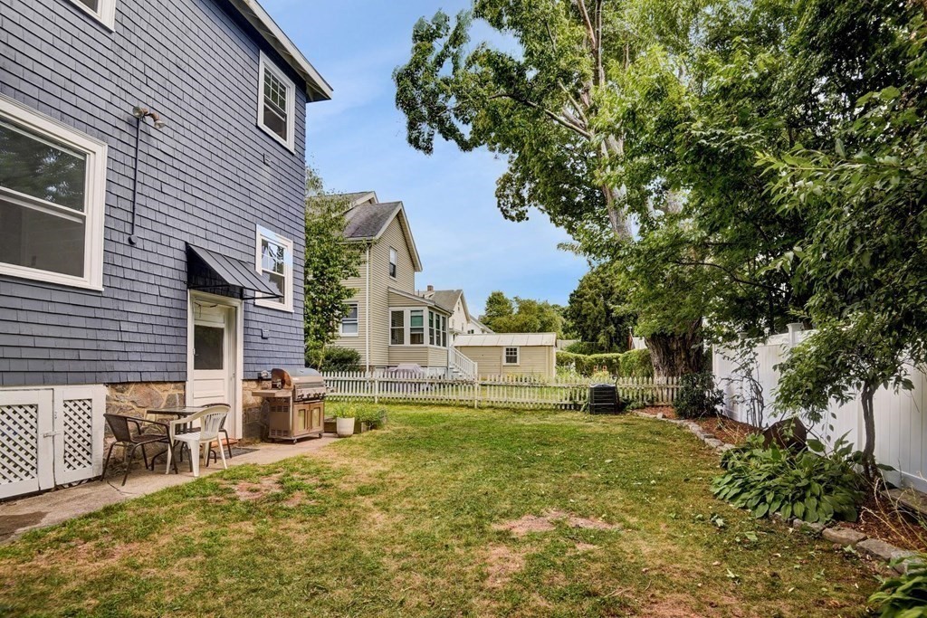 72 Garnet Road, Unit 1 Boston, MA 02132 - Photo 18 of 19 Gallery Image 18