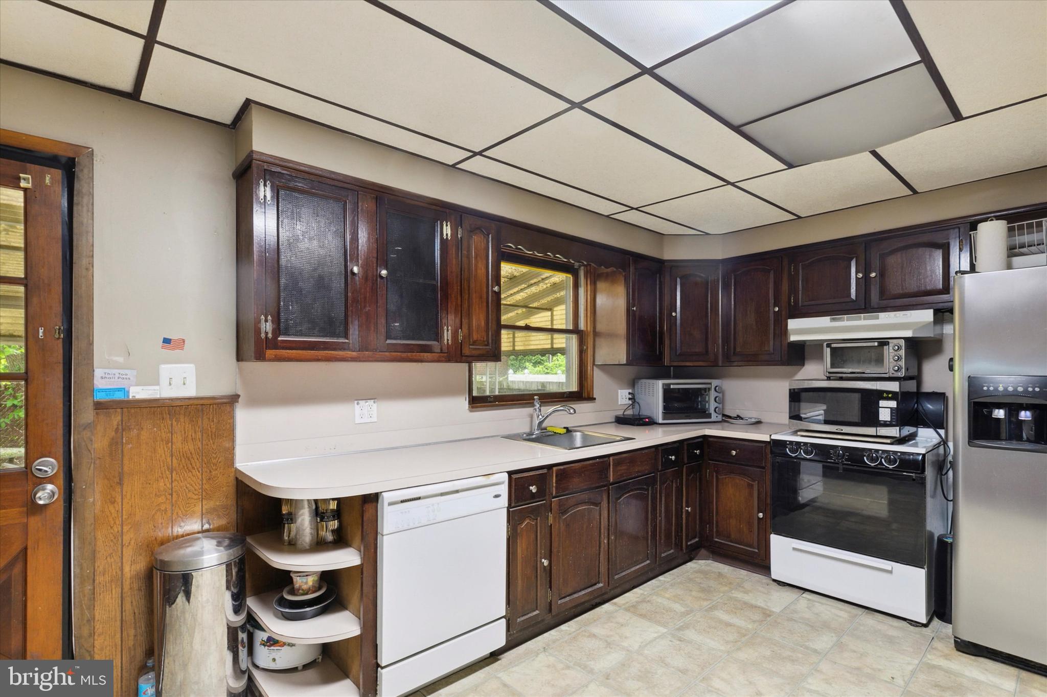 455 Delmar Street Philadelphia, PA 19128 - Photo 9 of 25