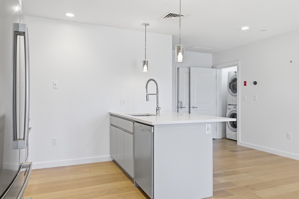 16 Boardman Street, Unit 202 Boston, MA 02128 - Photo 6 of 23