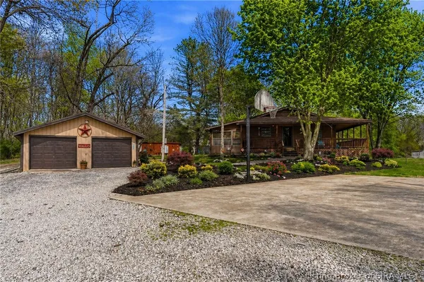 $425,000 | 8900 Turkey Farm Road Northwest, New Salisbury, IN 47161