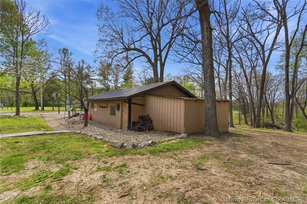 $425,000 | 8900 Turkey Farm Road Northwest, New Salisbury, IN 47161