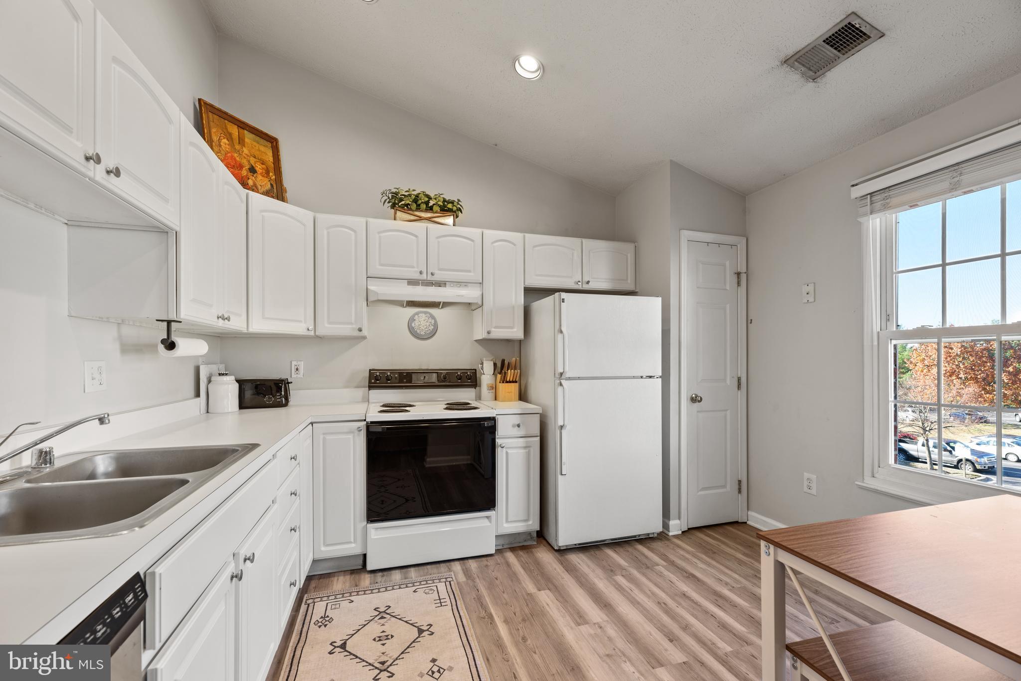 691 Winding Stream Way, Unit 304 Odenton, MD 21113 - Photo 6 of 19