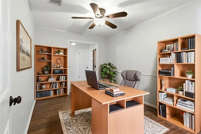 $1,900 | 3721 Avenue R, Rosenberg, TX 77471