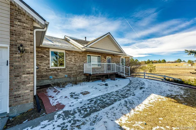 $725,000 | 5672 Columbine Ridge Road, Elizabeth, CO 80107