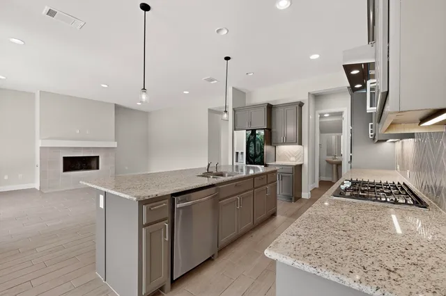 $3,600 | 6621 Destination Way, Lago Vista, TX 78645