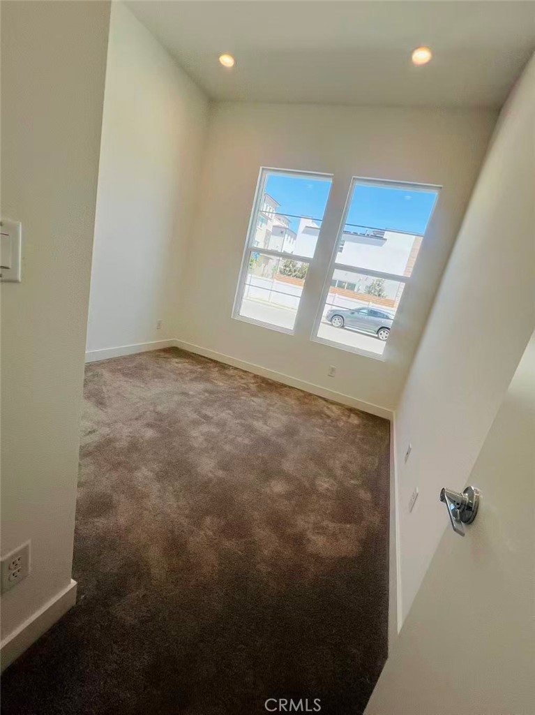 285 Remy Lane Montebello, CA 90640 - Photo 24 of 37