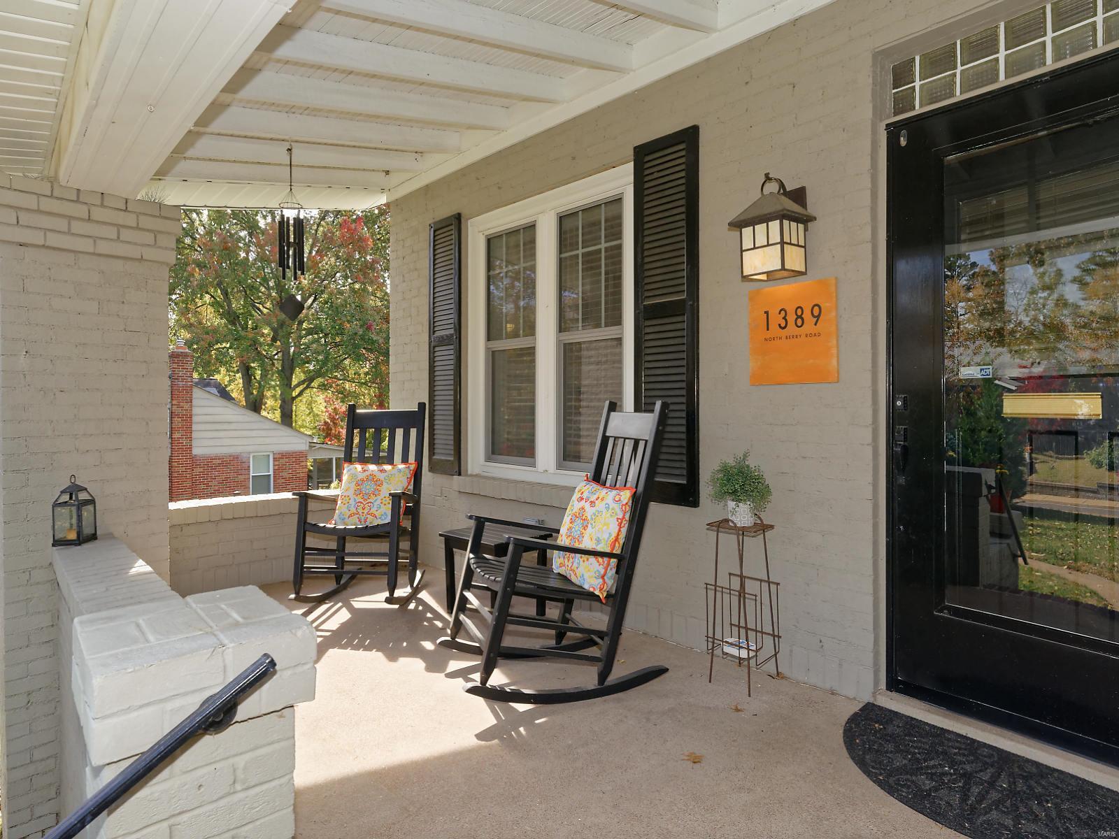 1389 North Berry Road St. Louis, MO 63122 - Photo 3 of 48 Gallery Image 3