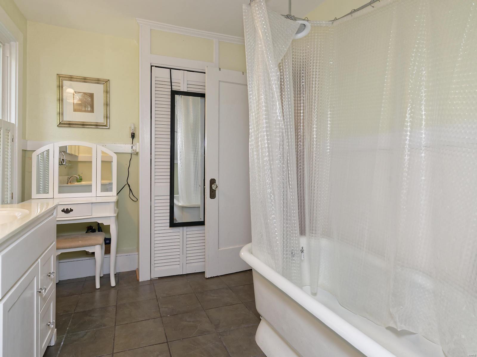 1389 North Berry Road St. Louis, MO 63122 - Photo 32 of 48 Gallery Image 32